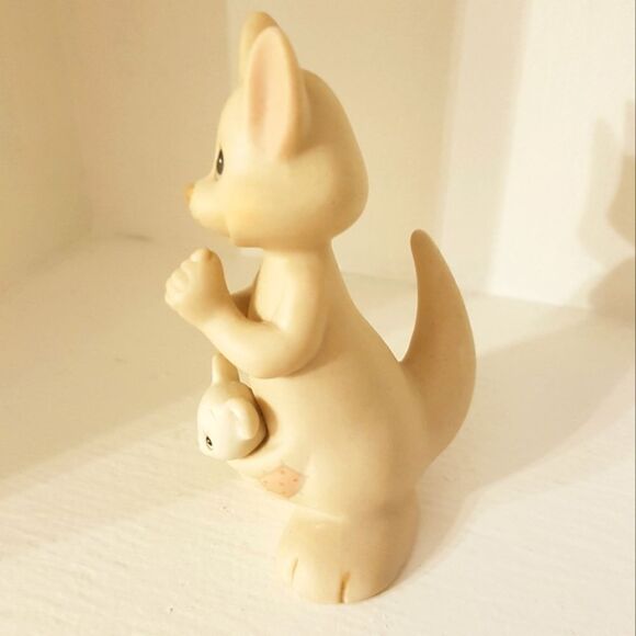 PRECIOUS MOMENTS "HELLO WORLD" ~Porcelaine Figurine *NEW 1988 ** RARE - Picture 3 of 5